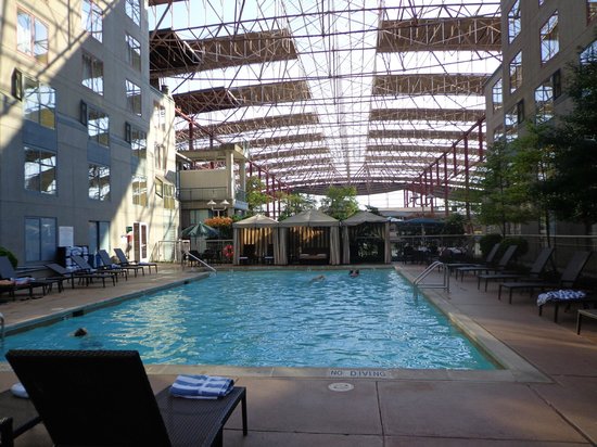 union-station-hotel-pool